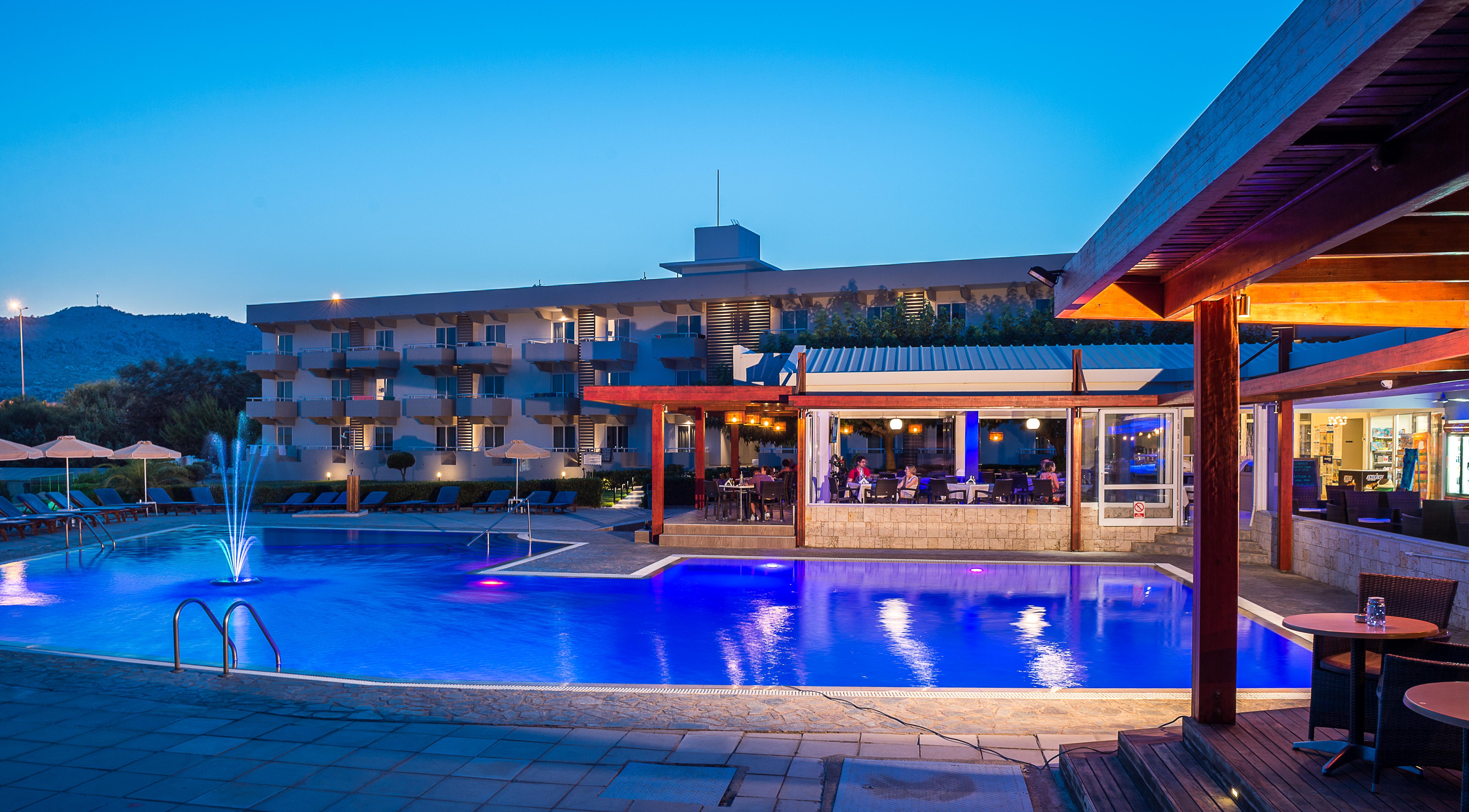 Zoes Hotel & Suites Faliraki Esterno foto